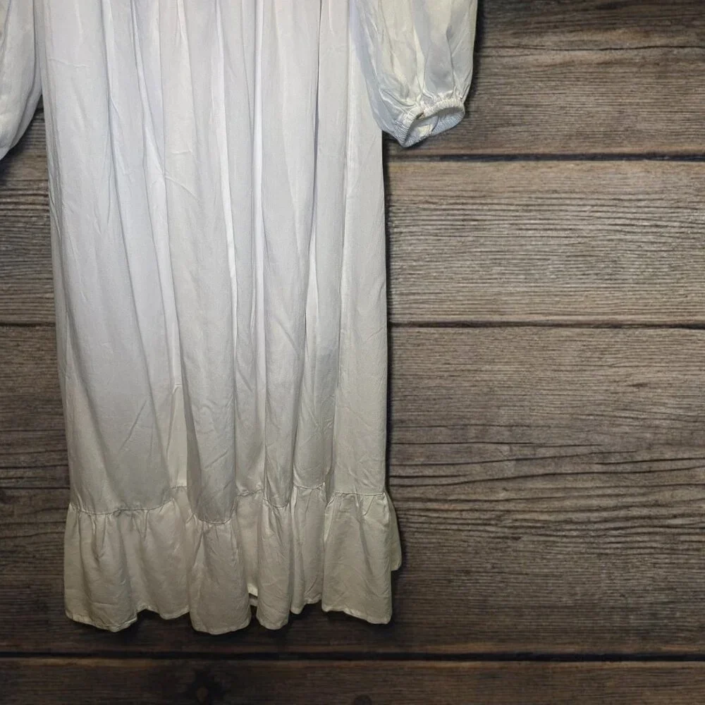 Women's Halloween White Long Peasant Dress Size‎ Medium